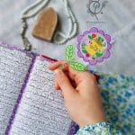 نشانگر قرآن|خط بر طرح گل